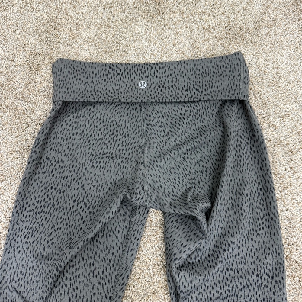 Lululemon Wunder Under Crop II Roll Down - Picture 7 of 9